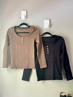 OQQ long sleeve ribbed Henley shirts in black and mocha size small